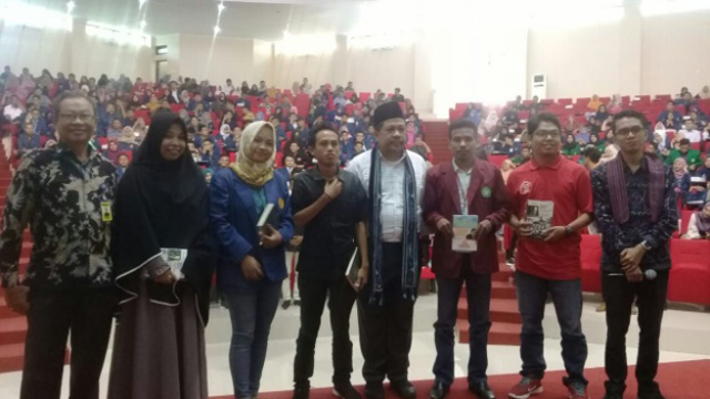 Anggap Jokowi Tak Mampu Fahri Hamzah Minta JK Ambil Alih Anggap Jokowi Tak Mampu Fahri Hamzah Minta JK Ambil Alih