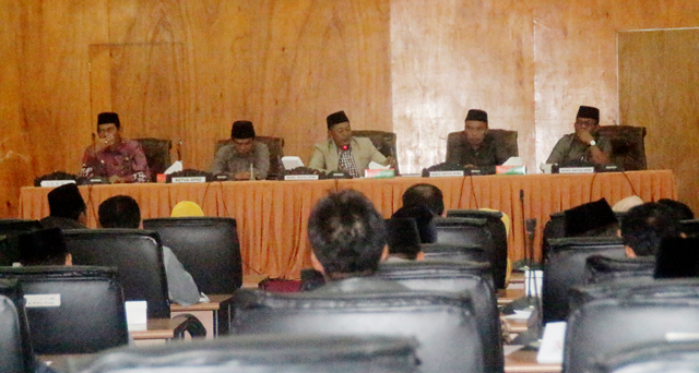 Sidang-Kupa-ppas-apbd-loteng-2018 Sidang DPRD Loteng