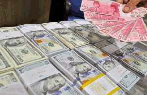 Pengamat Prediksi, Jika Rupiah Tembus Rp.16 Ribu, 3 Bank Bakal Kolaps