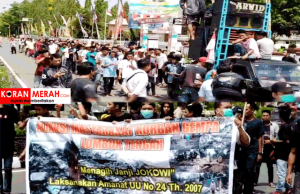 Tak Tahan di PHP, Korban Gempa di Lombok Tengah Unjuk Rasa Tagih Janji Jokowi