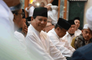 Prabowo Tetap Sholat di Masjid Kauman Mesti Sempat Beredar Isu Pelarangan