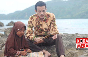 Gamal Albinsaid Ke Lombok, Kagum Dengan Anak Penjual Pernak Pernik