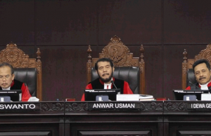 Tuduhan Kecurangan TSM Jokowi-Ma’ruf. Hakim Sebut Tak Beralasan Hukum