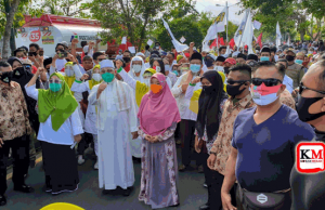 Parade Seni dan Budaya Multi Etnis Iringi Selly Manan Daftar ke KPU Kota Mataram