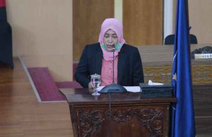 Komisi IV DPRD Loteng Sampaikan Pandangan Tentang Perda Yang Diajukan Pemda