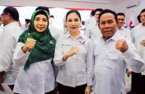 Pasangan Calon Gubernur dan Wakil Gubernur NTB Terima SK Dukungan dari DPP Partai Perindo