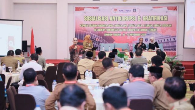 sosialiasi korupsi kpk pemkab loteng